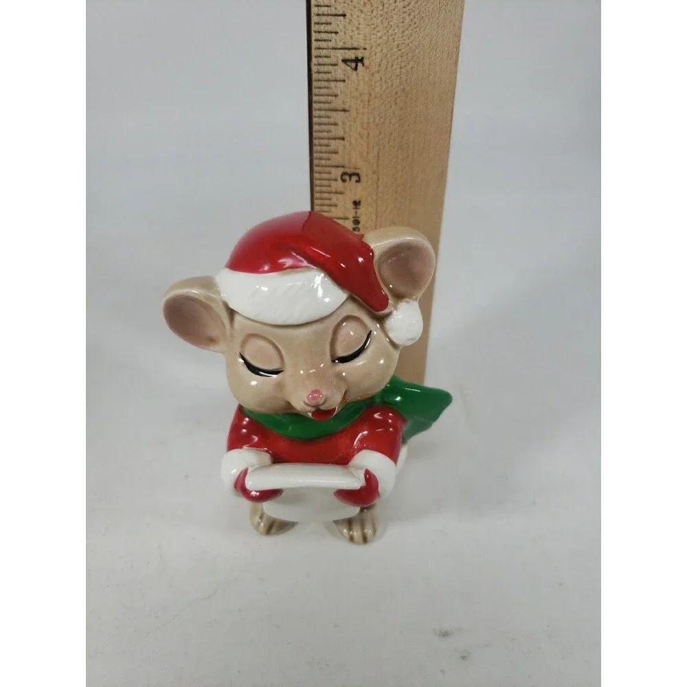 Vintage Christmas Caroling Santa Mouse Ceramic 1981 Made in Japan Quon-Quon